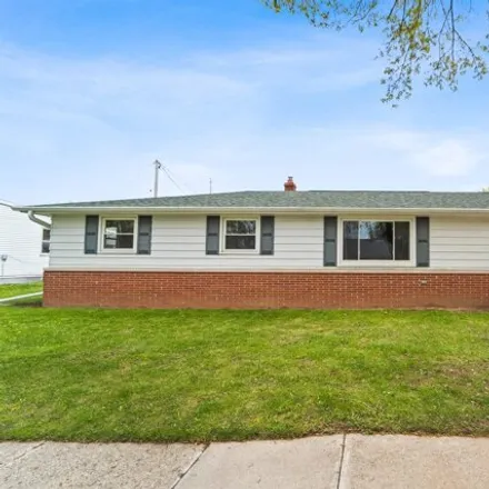 Buy this 3 bed house on 394 West 3rd Street in Kimberly, Outagamie County