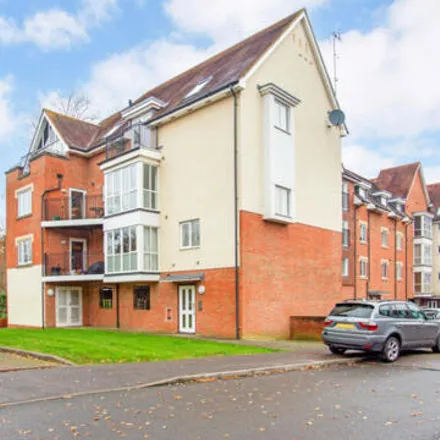 Buy this 2 bed apartment on Stone Court in Pound Hill, RH10 7XZ
