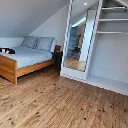 Rent this 3 bed house on Saint-Nicolas in Rue Raoul Briquet, 62223 Saint-Nicolas