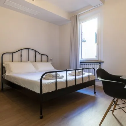 Image 4 - Via Broccaindosso, 75, 40125 Bologna BO, Italy - Apartment for rent