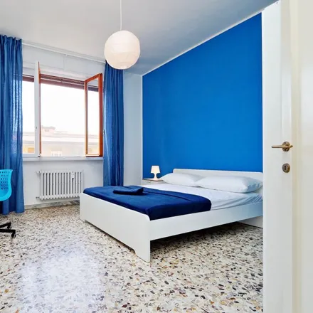 Rent this 4 bed room on Via Vincenzo Bellini 56 in 50144 Florence FI, Italy