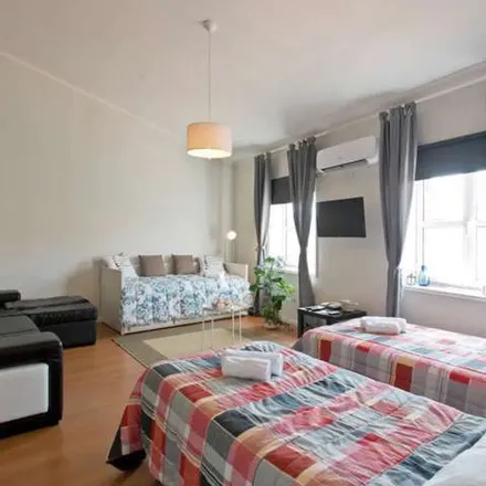 Rent this 1 bed apartment on Vila Verde in Rua dos Mártires da Liberdade, 4050-363 Porto