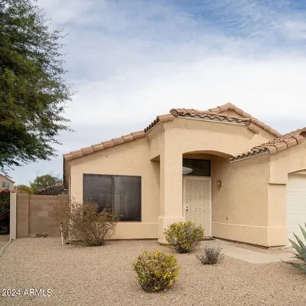 Rent this 3 bed house on 2126 West Tracy Lane in Phoenix, AZ 85023