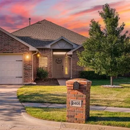 Buy this 3 bed house on 2499 Northwest 157th Court in Oklahoma City, OK 73013