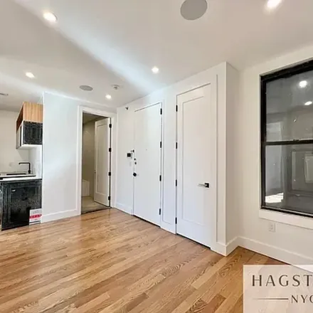 Rent this 3 bed apartment on 631 East 6th Street in New York, NY 10009