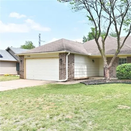 Rent this 3 bed house on 1591 North 1st Street in Jenks, OK 74037