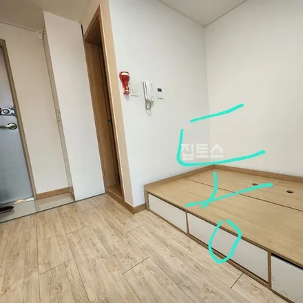 Image 4 - 서울특별시 서초구 서초동 1487-55 - Apartment for rent