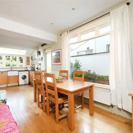 Image 5 - 23 Longfield Road, Bristol, BS7 9AG, United Kingdom - House for sale