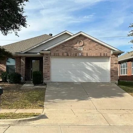 Rent this 3 bed house on 13317 Evergreen Drive in Fort Worth, TX 76177