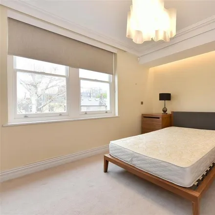 Image 5 - 4 Queen's Gate, London, SW7 5QL, United Kingdom - Apartment for rent