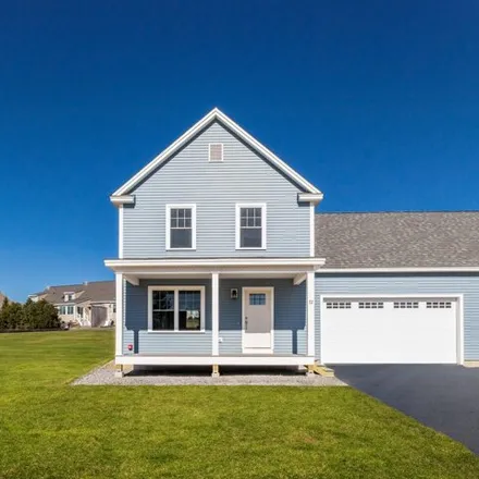 Buy this 3 bed condo on Green Line Squiggle in Gorham, ME 04038
