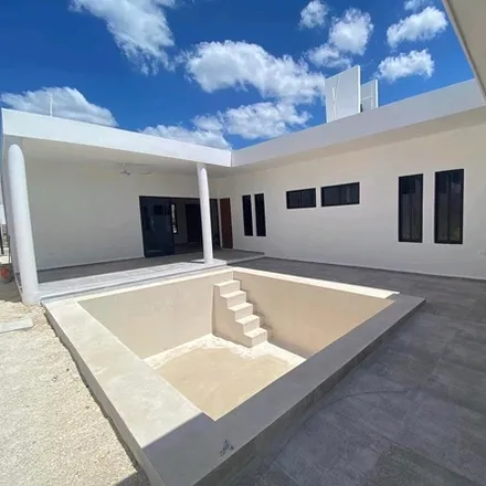 Buy this 3 bed house on Carretera Conkal - Chicxulub Puerto in 97340 Kantoyná, YUC