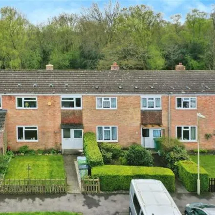 Buy this 3 bed townhouse on Woodlands in Highclere, RG20 9EU