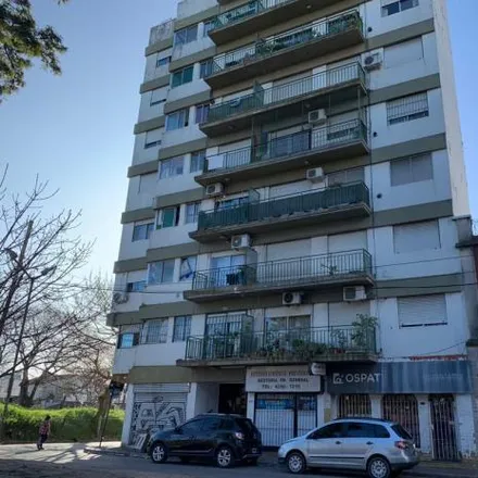 Rent this 2 bed apartment on Carlos Pellegrini 3 in Quilmes Este, Quilmes