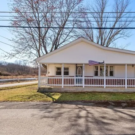 Buy this 3 bed house on 200 North Oak Lane in Oak Hill, Waynesboro