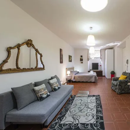 Rent this 1 bed apartment on Anfiteatro romano di Firenze in Via Borgognona, 50122 Florence FI