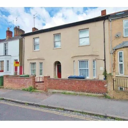 Rent this 1 bed room on 25 James Street in Oxford, OX4 1EX