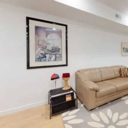 Buy this 3 bed apartment on #1,850 North 19Th Street in Center City, Philadelphia