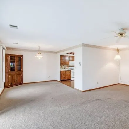 Image 4 - 1173 Tuckahoe Place, Munster, IN 46321, USA - Condo for sale