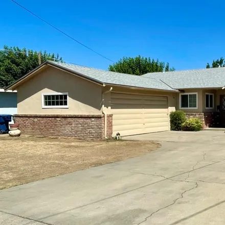 Buy this 3 bed house on 1925 West 5th Street in Madera, CA 93637