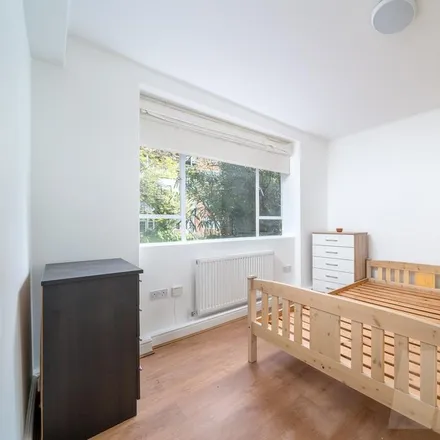 Image 7 - Charlbert Court, 42-51 Charlbert Street, London, NW8 7BY, United Kingdom - Apartment for rent