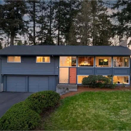 Buy this 3 bed house on 1790 Hillcrest Drive in West Linn, OR 97068