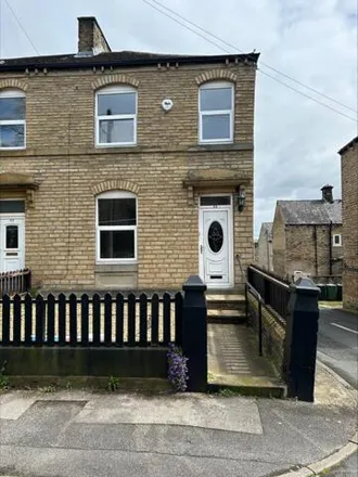 Rent this 4 bed house on Schofield Lane in Huddersfield, HD5 9DF
