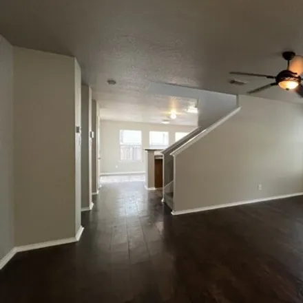 Image 2 - 110 Beacon Bay, San Antonio, TX 78239, USA - House for rent