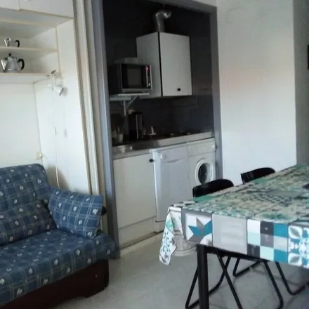 Rent this 1 bed apartment on 12500 Vinaròs