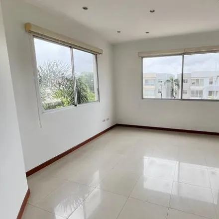 Buy this 3 bed apartment on Food Court maybe? in Avenida Río Esmeraldas, 092301