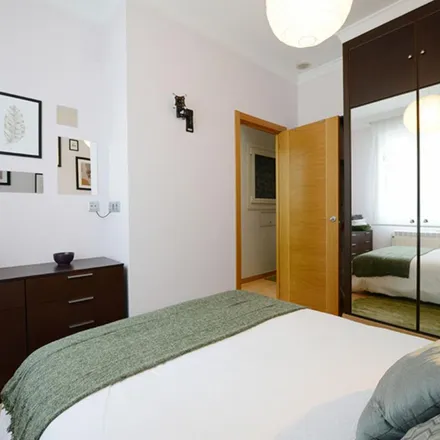 Image 8 - ETERNIAN Estilistas, Alameda San Mamés / Santimami zumarkalea, 48010 Bilbao, Spain - Apartment for rent