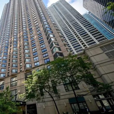 Buy this 3 bed condo on 401 East Ontario Street in Chicago, IL 60611