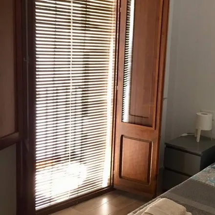 Rent this 3 bed townhouse on Peníscola / Peñíscola in Valencian Community, Spain
