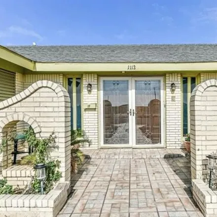 Image 2 - 1138 Avenue M ½, Galveston, TX 77550, USA - House for sale