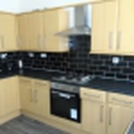 Image 8 - Amazon Locker, Smithdown Road, Liverpool, L15 5AH, United Kingdom - Apartment for rent
