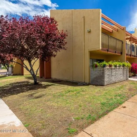 Rent this 2 bed condo on 804 South Langley Avenue in Tucson, AZ 85710