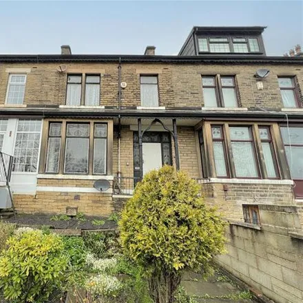 Buy this 5 bed townhouse on Clayton Road in Bradford, BD7 2LH