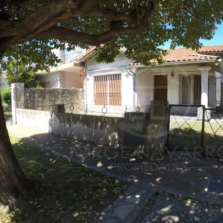 Buy this studio house on 111 - Juan José Castelli 2046 in Villa Bernardo de Monteagudo, B1650 BCF Villa Lynch