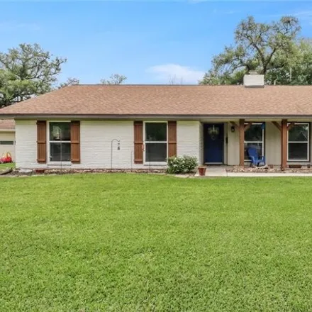 Buy this 4 bed house on 118 Persimmon Lane in Lake Jackson, TX 77566