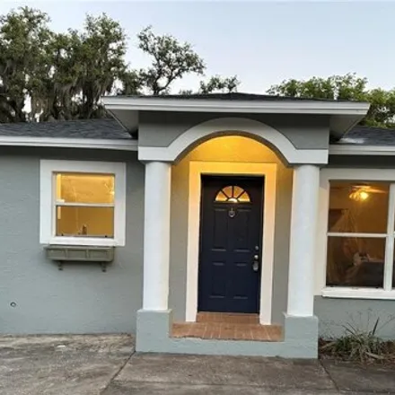 Rent this 3 bed house on 1441 East Hanna Avenue in Altamonte Heights, Tampa