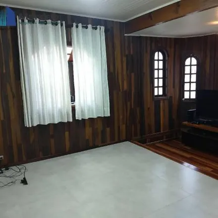 Buy this 4 bed house on Rua Guttermann in Brás Cubas, Mogi das Cruzes - SP