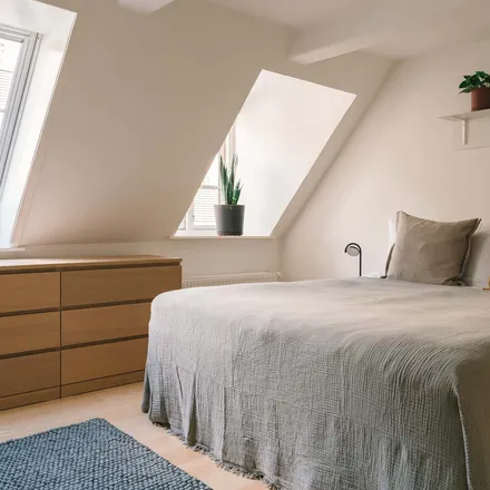 Rent this 5 bed room on City Hall Square in H.C. Andersens Boulevard, 1550 København V