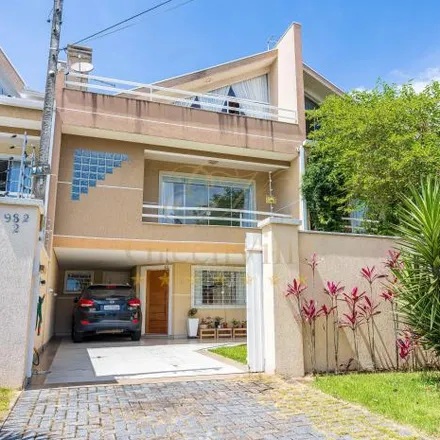 Buy this 3 bed house on Rua Suécia 982 in Tarumã, Curitiba - PR