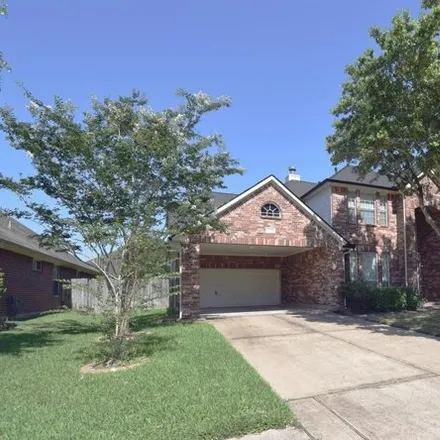 Rent this 4 bed house on 2632 Sunset Lane in Pearland, TX 77584