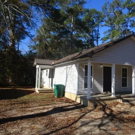 Buy this 3 bed house on 163 Pine Avenue North in Leesburg, Lee County