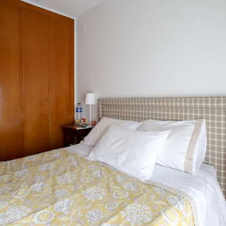 Rent this 3 bed apartment on Jardí de Parcent in Plaça de Joan de Vila-rasa, 46001 Valencia