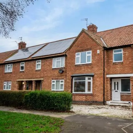 Buy this 3 bed townhouse on St Stephens Road in York, YO24 3EG