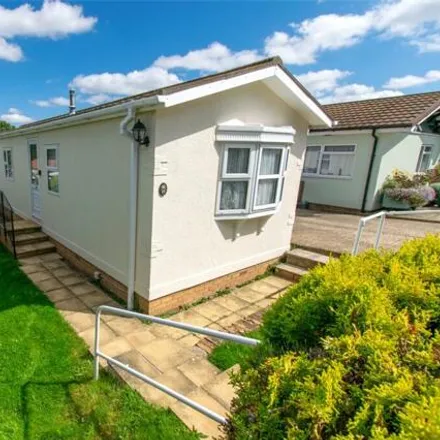 Buy this 2 bed house on B4540 in Whipsnade, LU6 2LN
