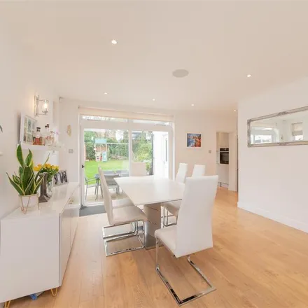 Image 5 - Holders Hill Gardens, London, NW4 1NP, United Kingdom - Duplex for rent