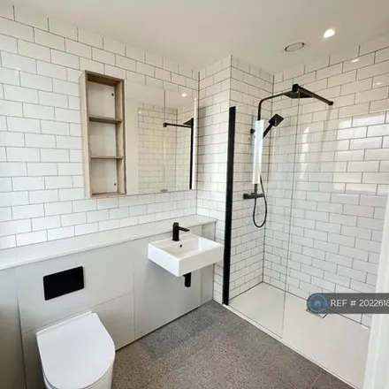 Image 3 - Cardamom Court, Blair Street, London, E14 0NY, United Kingdom - Apartment for rent